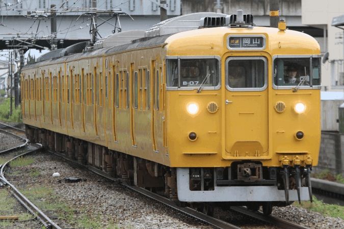 2012年8月14日 今年7回目の四国はやっぱりキハ185系 - 日本の旅